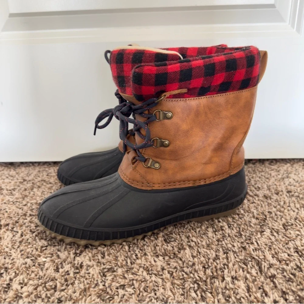 GAP Kids Lined Lace-Up Duck Boots Size 5/6